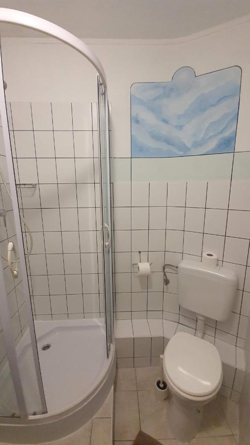 Palantír Panzió Acomodação com café da manhã Miskolc Exterior foto