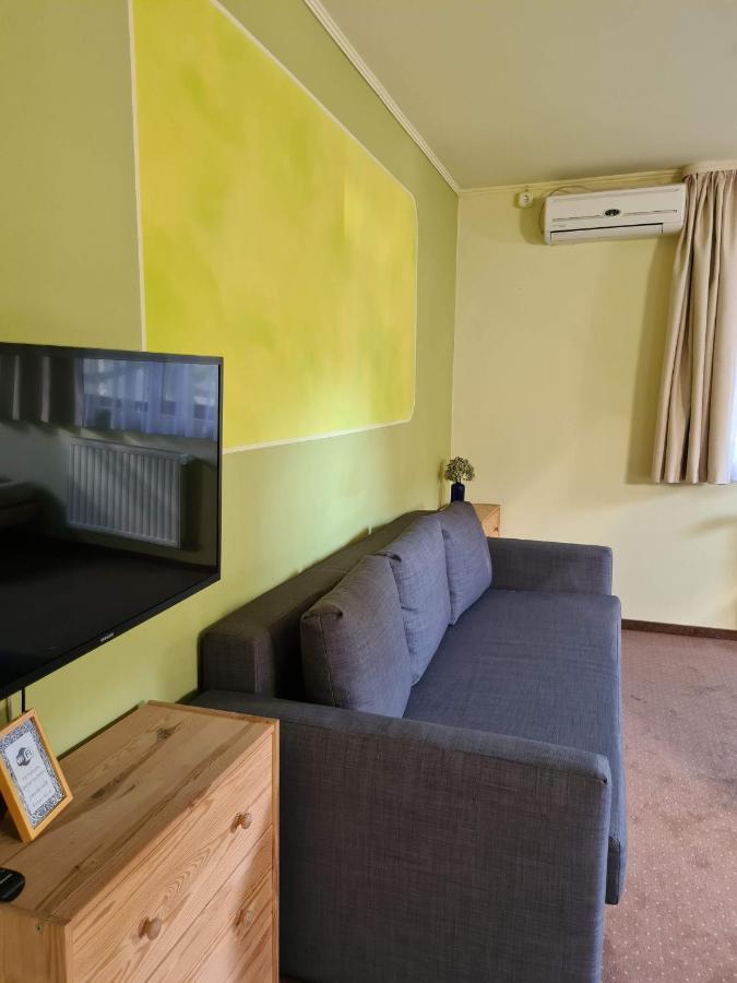 Palantír Panzió Acomodação com café da manhã Miskolc Exterior foto