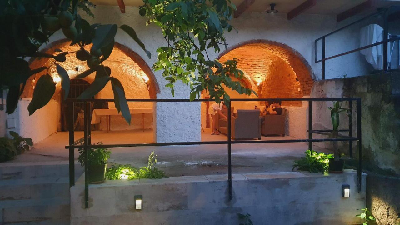 Palantír Panzió Acomodação com café da manhã Miskolc Exterior foto